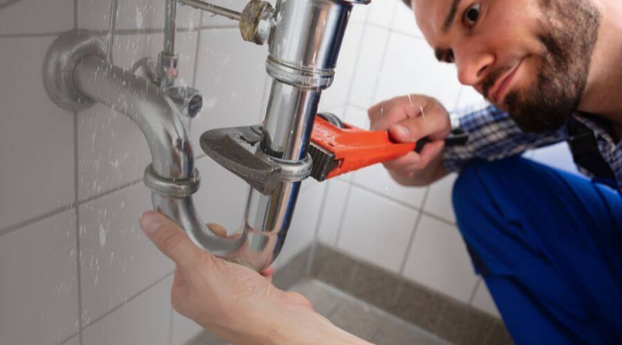 Professional same day plumber services in Canton, KS